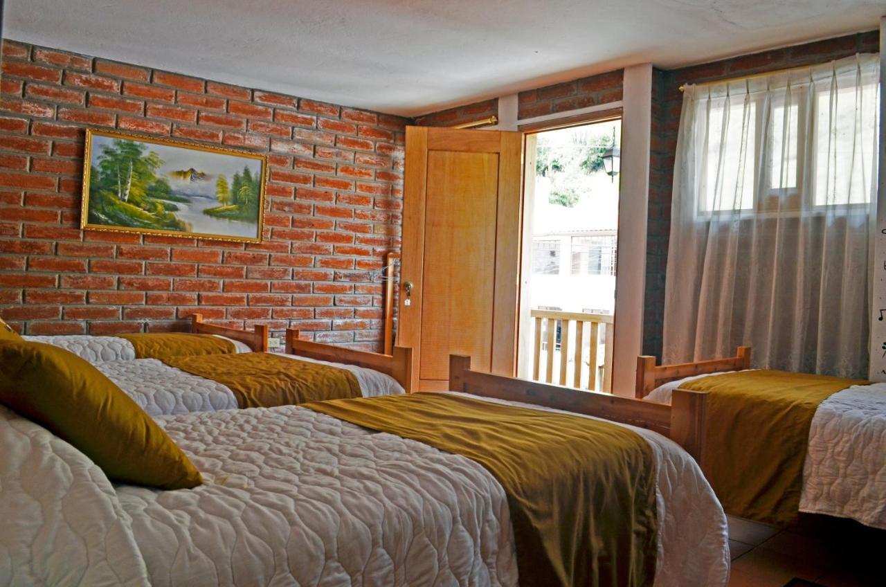 Lagoon Hotel Chugchilán Eksteriør billede