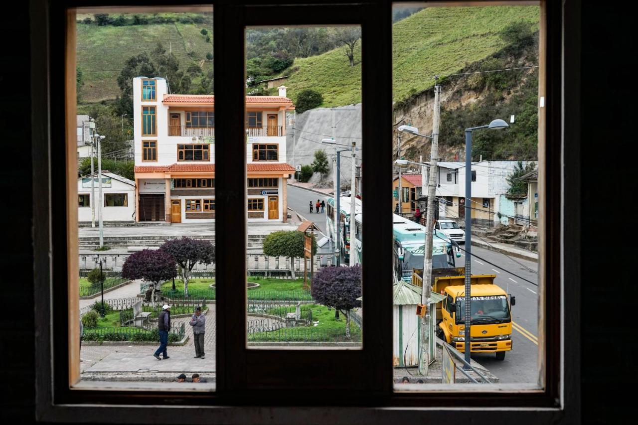 Lagoon Hotel Chugchilán Eksteriør billede