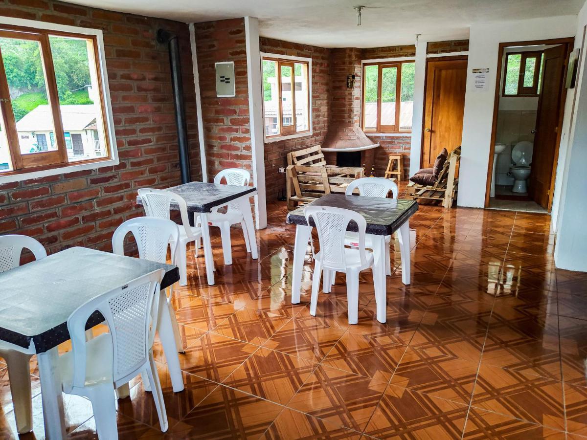 Lagoon Hotel Chugchilán Eksteriør billede